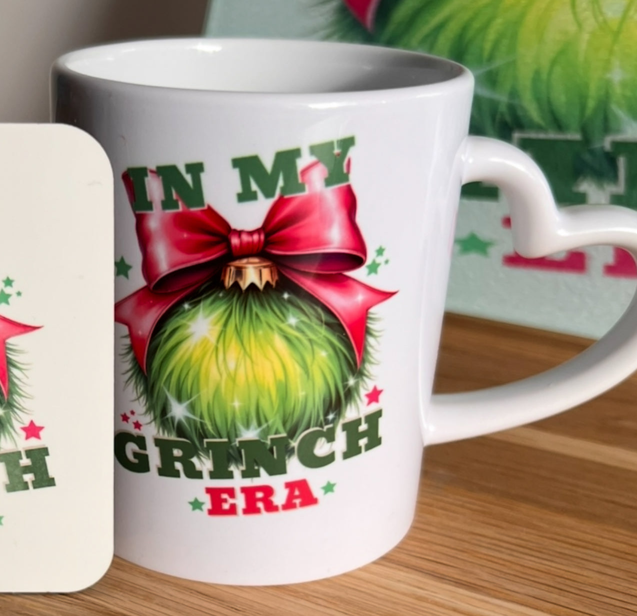 Grinch heart handle mug set